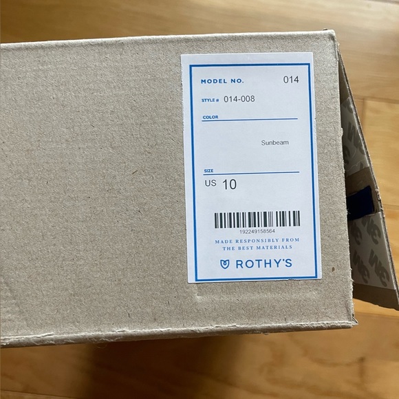 NWT Rothy’s Limited Edition Pointed Toe In retired color Sunbeam with Duster bag - Picture 3 of 4